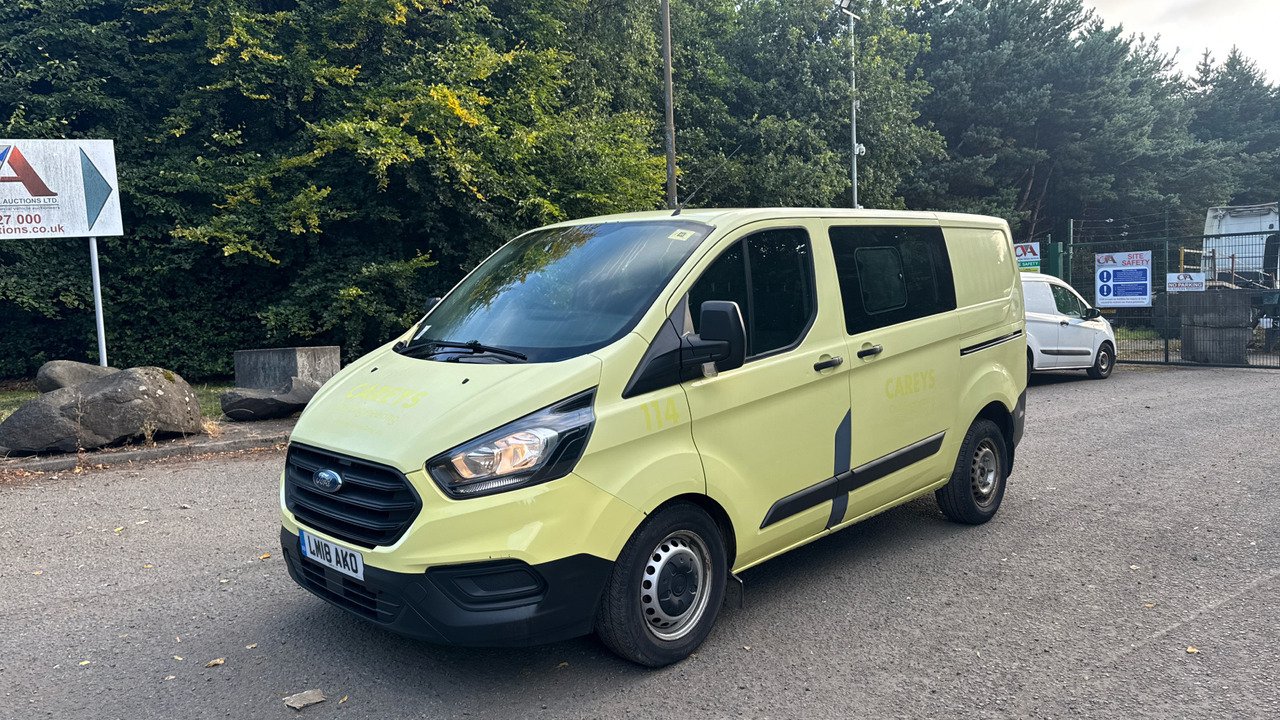 FORD TRANSIT CUSTOM 2.0 TDCi 105ps - Utilitaire double cabine: photos 2 FORD TRANSIT CUSTOM 2.0 TDCi 105ps - Utilitaire double cabine: photos 2