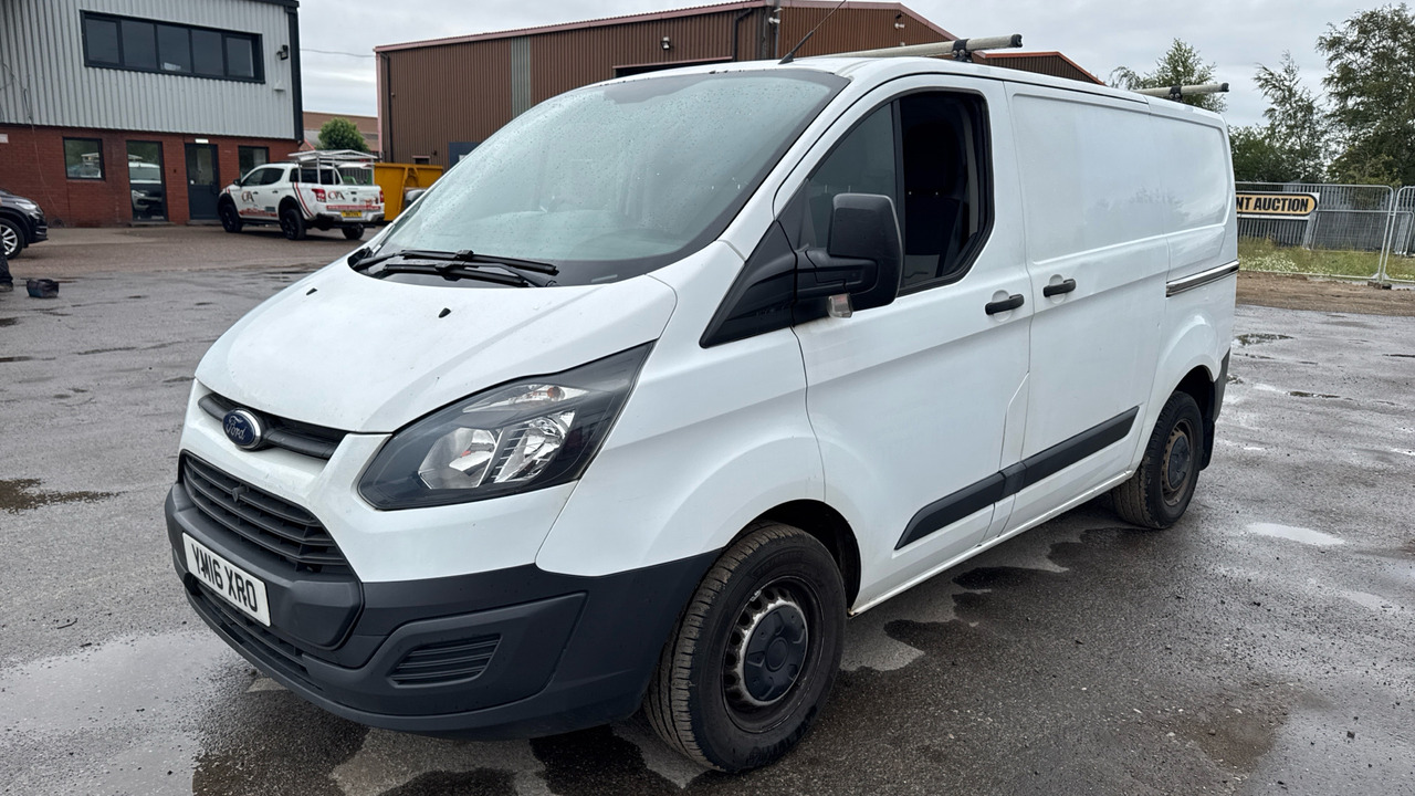 FORD TRANSIT CUSTOM 290 2.2 TDCi 125PS - Fourgonnette: photos 2 FORD TRANSIT CUSTOM 290 2.2 TDCi 125PS - Fourgonnette: photos 2