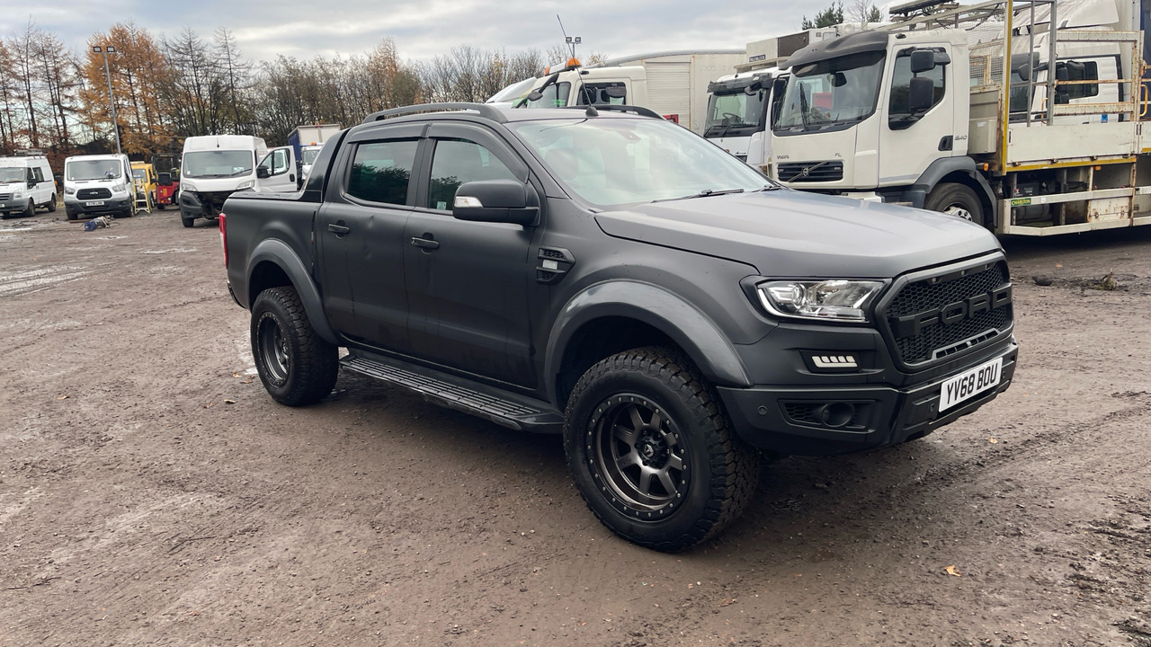 Ford Ranger 3.2 TDCi 200PS WILDTRAK - Pick-up, Utilitaire double cabine: photos 1 Ford Ranger 3.2 TDCi 200PS WILDTRAK - Pick-up, Utilitaire double cabine: photos 1