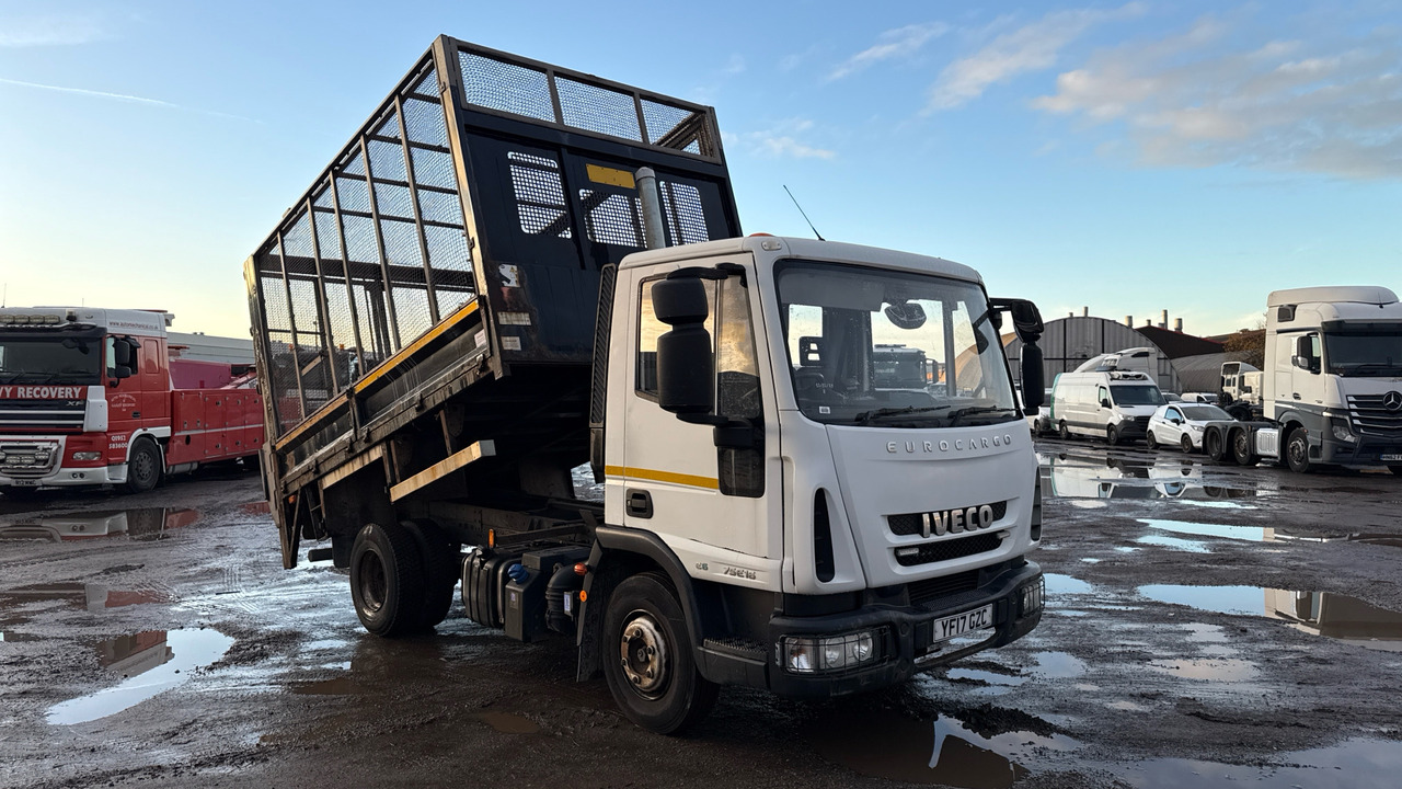 IVECO EUROCARGO 75E16S S-A - Camion benne: photos 1 IVECO EUROCARGO 75E16S S-A - Camion benne: photos 1
