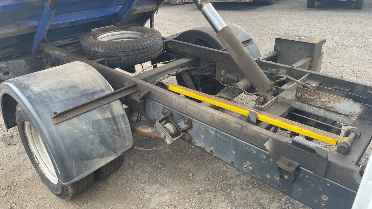 Utilitaire benne Iveco Daily  35-140 2.3 3750WB: photos 11
