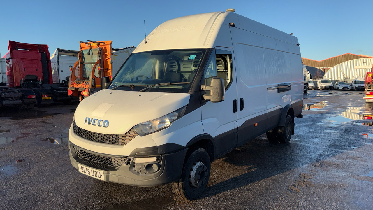 Iveco Daily 70C17 - Fourgon utilitaire: photos 2 Iveco Daily 70C17 - Fourgon utilitaire: photos 2