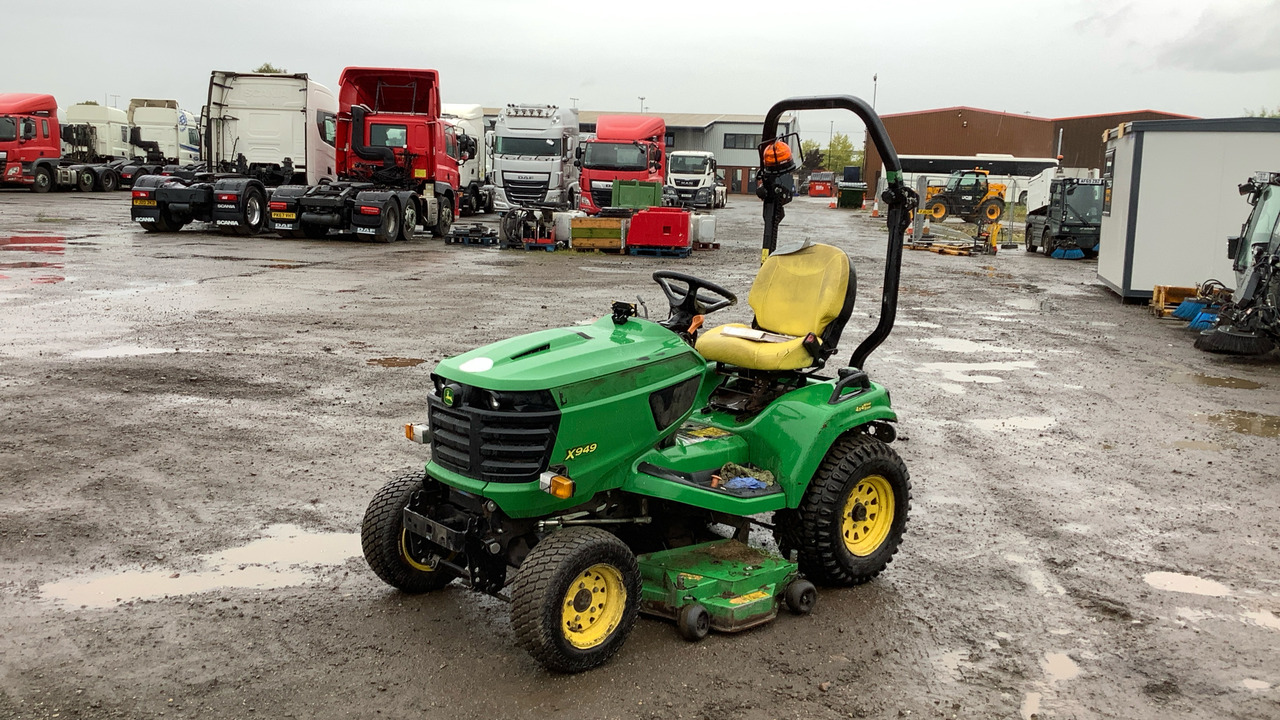 JOHN DEERE X949 - Motofaucheuse: photos 2 JOHN DEERE X949 - Motofaucheuse: photos 2