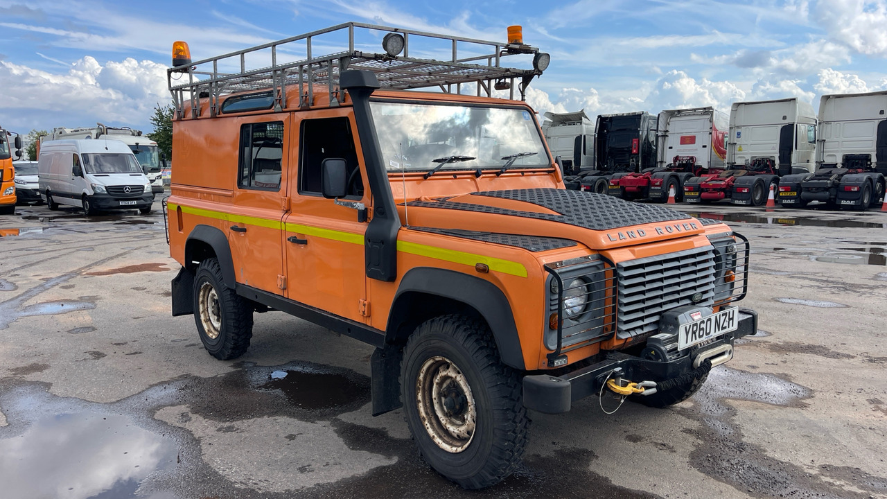 LAND ROVER DEFENDER 110 TDCi - SUV: photos 1 LAND ROVER DEFENDER 110 TDCi - SUV: photos 1