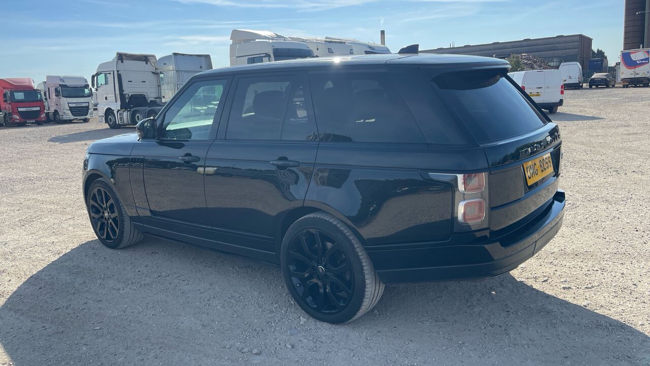 Land Rover Range Rover 4.4 SDV8 Autobiography - SUV: photos 3 Land Rover Range Rover 4.4 SDV8 Autobiography - SUV: photos 3