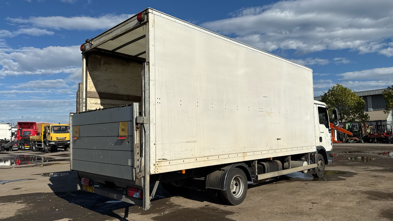 MAN TGL 8.180 - Camion fourgon: photos 4 MAN TGL 8.180 - Camion fourgon: photos 4