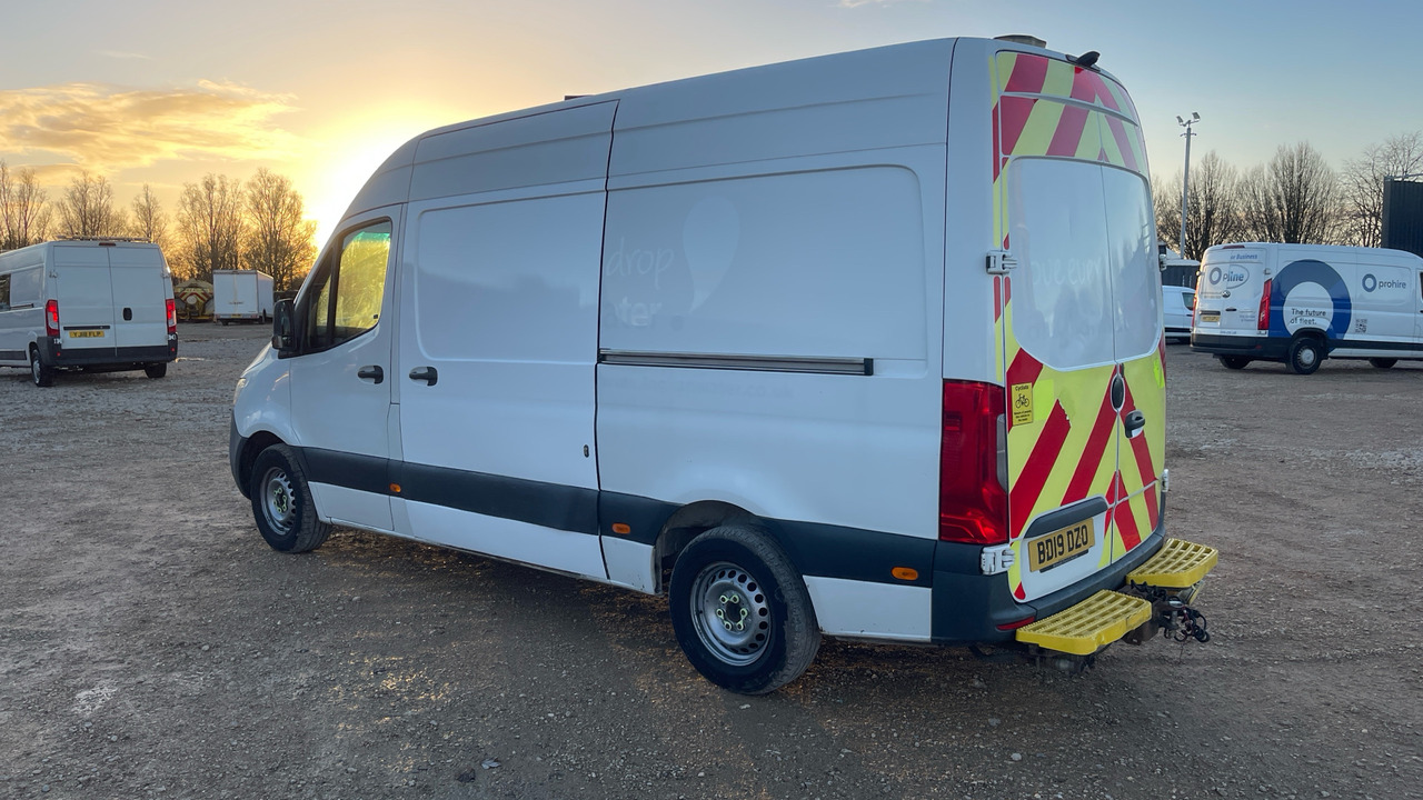 MERCEDES-BENZ SPRINTER 314 CDI - Fourgon utilitaire: photos 3 MERCEDES-BENZ SPRINTER 314 CDI - Fourgon utilitaire: photos 3