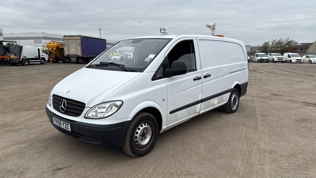 MERCEDES-BENZ VITO 111 CDI - Fourgonnette: photos 2 MERCEDES-BENZ VITO 111 CDI - Fourgonnette: photos 2