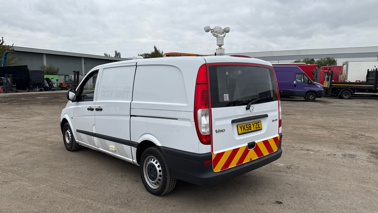 MERCEDES-BENZ VITO 111 CDI - Fourgonnette: photos 3 MERCEDES-BENZ VITO 111 CDI - Fourgonnette: photos 3