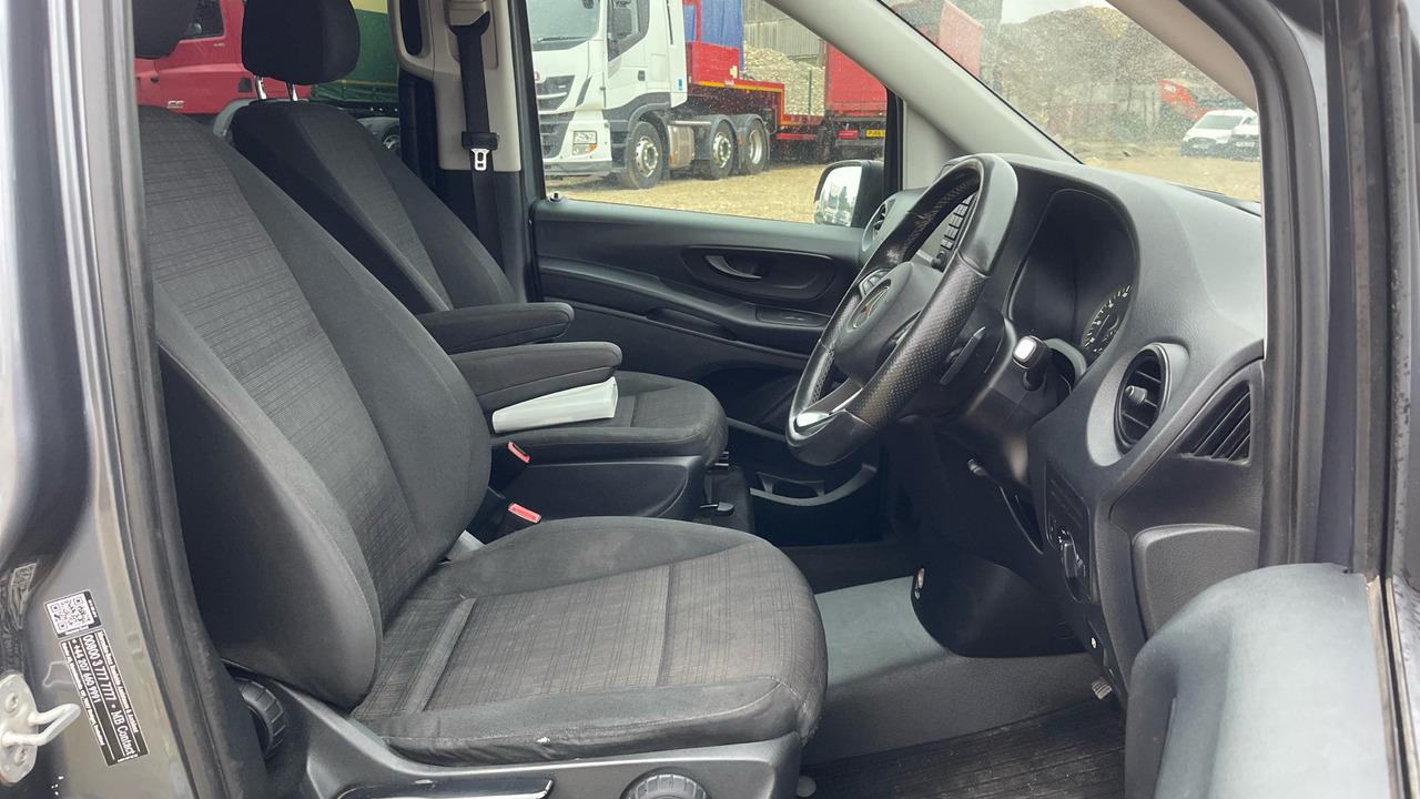 MERCEDES-BENZ VITO 2.2 116 CDI - Utilitaire double cabine: photos 5 MERCEDES-BENZ VITO 2.2 116 CDI - Utilitaire double cabine: photos 5