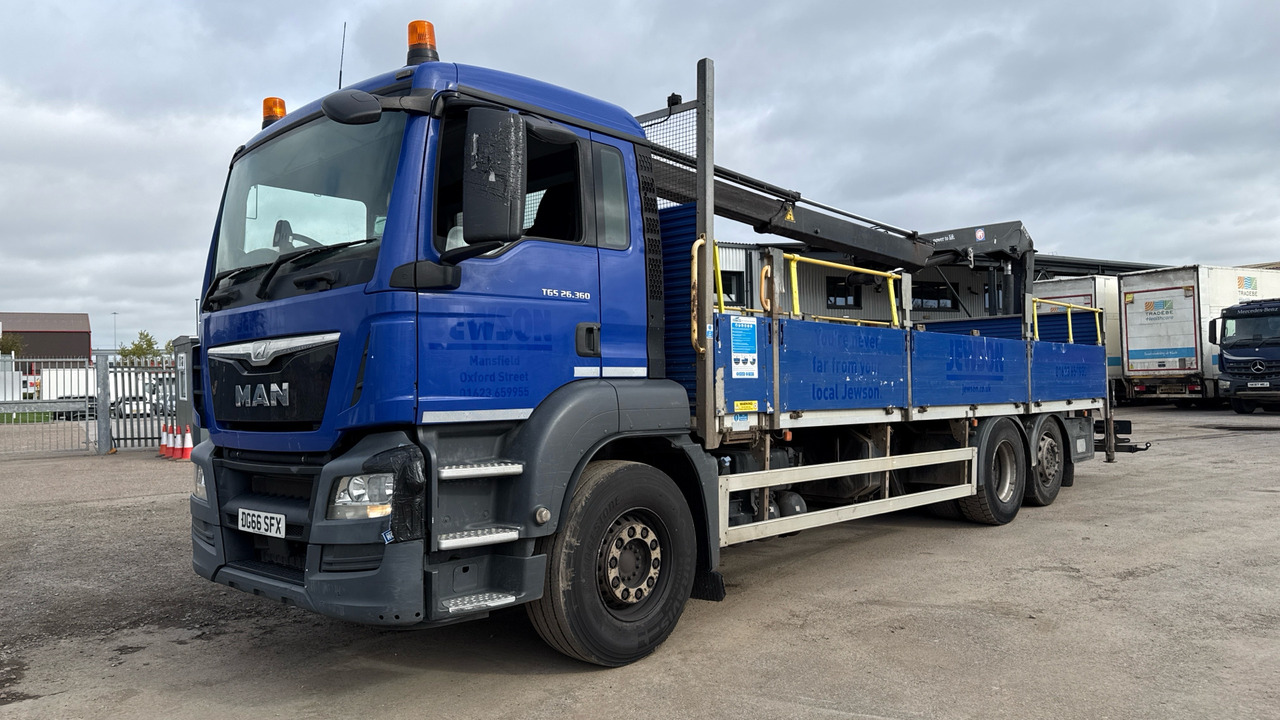 Man TGS 26.360 - Camion plateau, Camion grue: photos 2 Man TGS 26.360 - Camion plateau, Camion grue: photos 2