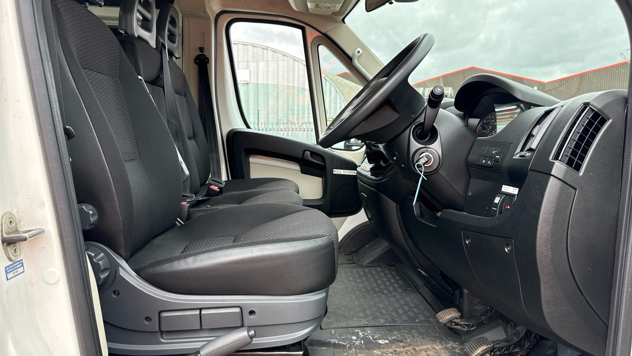PEUGEOT BOXER 2.0 BLUEHDI 130PS - Minibus, Transport de personnes: photos 5 PEUGEOT BOXER 2.0 BLUEHDI 130PS - Minibus, Transport de personnes: photos 5