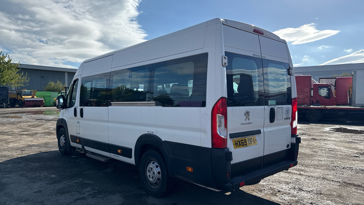 PEUGEOT BOXER 440 2.0 BlueHDi 130ps - Minibus, Transport de personnes: photos 3 PEUGEOT BOXER 440 2.0 BlueHDi 130ps - Minibus, Transport de personnes: photos 3