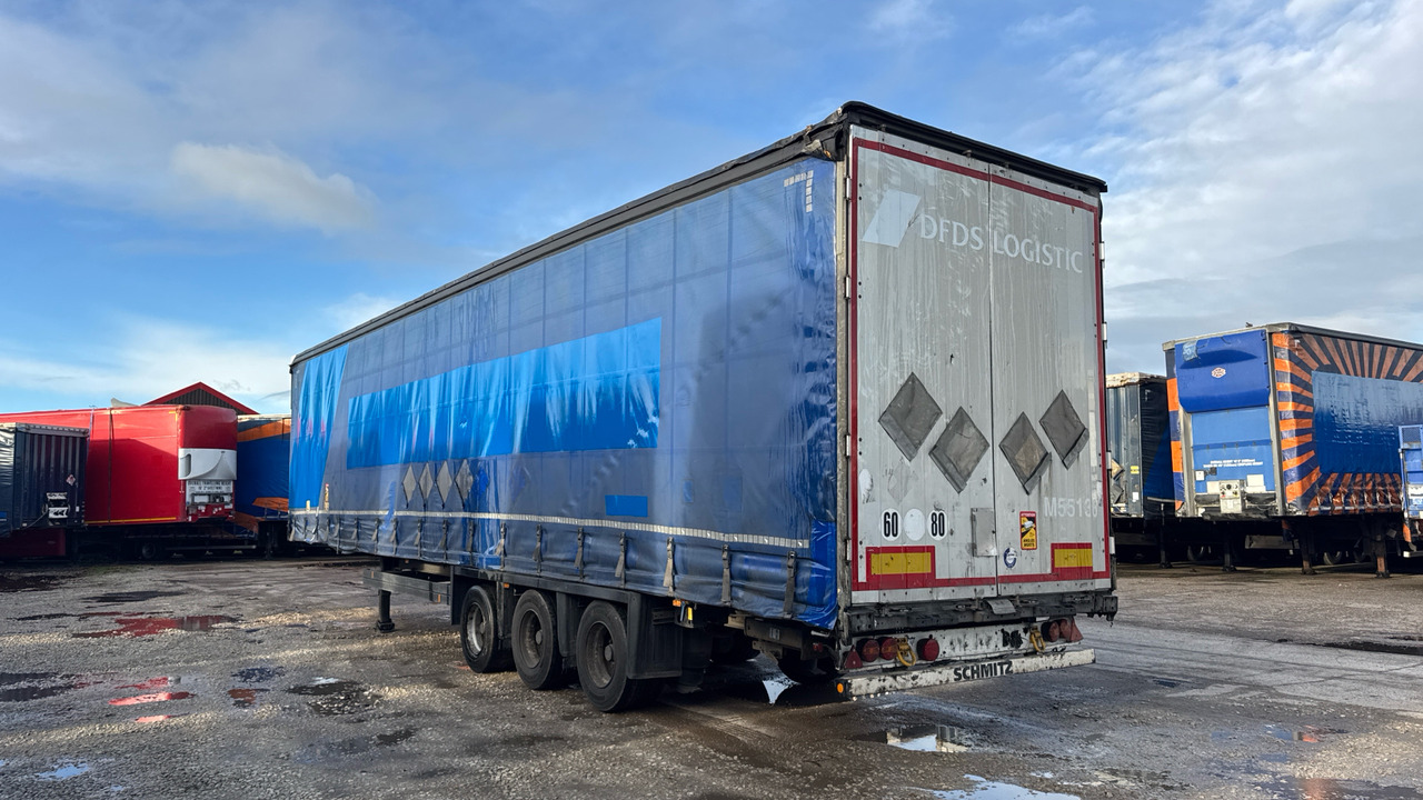 SCHMITZ CURTAINSIDE EUROLINER - Remorque: photos 4 SCHMITZ CURTAINSIDE EUROLINER - Remorque: photos 4