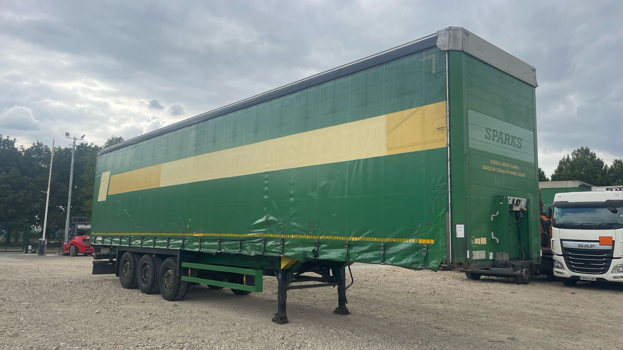 SCHMITZ CURTAINSIDE - Remorque: photos 2 SCHMITZ CURTAINSIDE - Remorque: photos 2