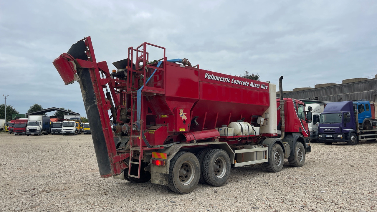 SCANIA P 380 - Camion malaxeur: photos 4 SCANIA P 380 - Camion malaxeur: photos 4