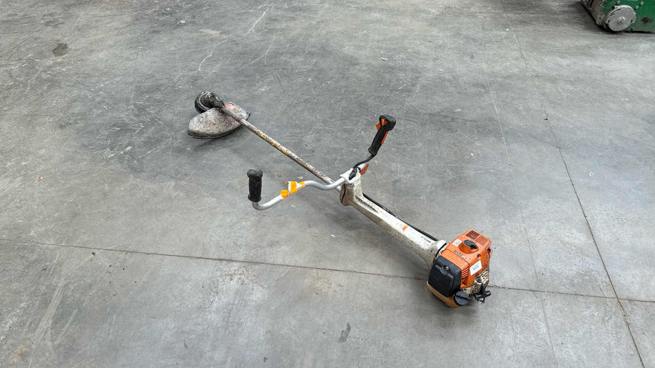 STIHL FS45C STRIMMER - Matériel de chantier: photos 1 STIHL FS45C STRIMMER - Matériel de chantier: photos 1