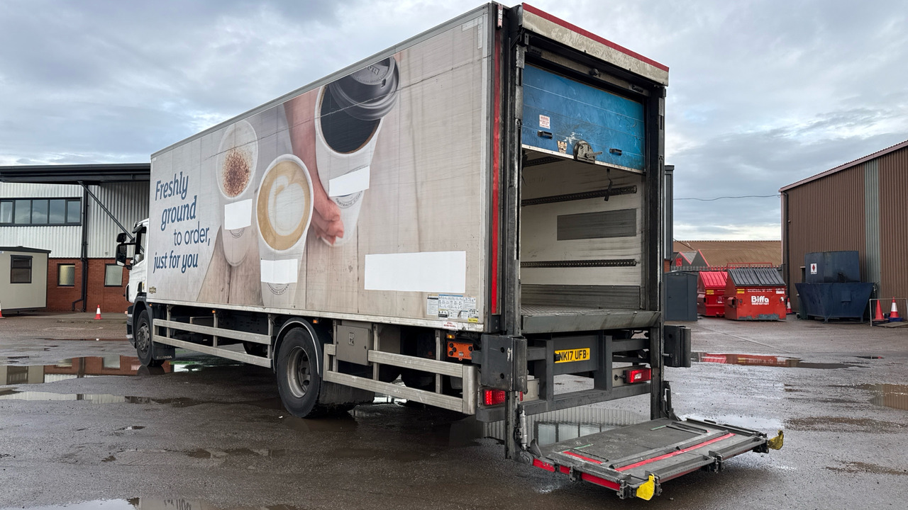 Scania P 250 - Camion frigorifique: photos 3 Scania P 250 - Camion frigorifique: photos 3