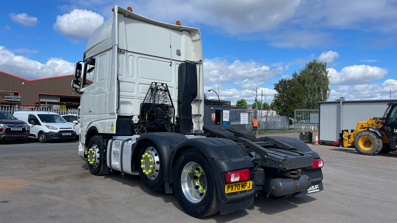 DAF XF 530 - Tracteur routier: photos 3 DAF XF 530 - Tracteur routier: photos 3