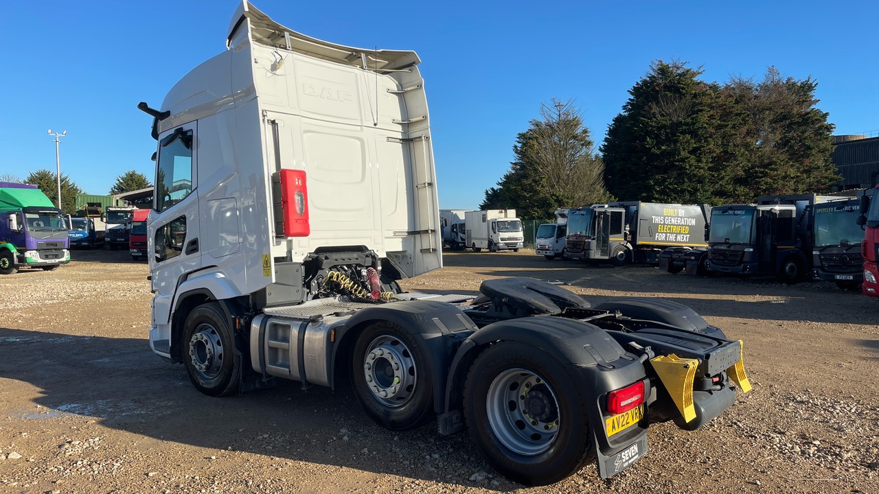 DAF XF 530 - Tracteur routier: photos 3 DAF XF 530 - Tracteur routier: photos 3