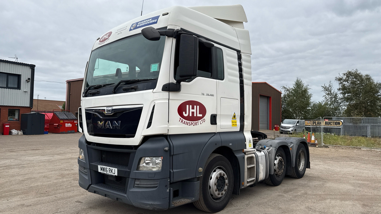 MAN TGX 26.480 - Tracteur routier: photos 2 MAN TGX 26.480 - Tracteur routier: photos 2