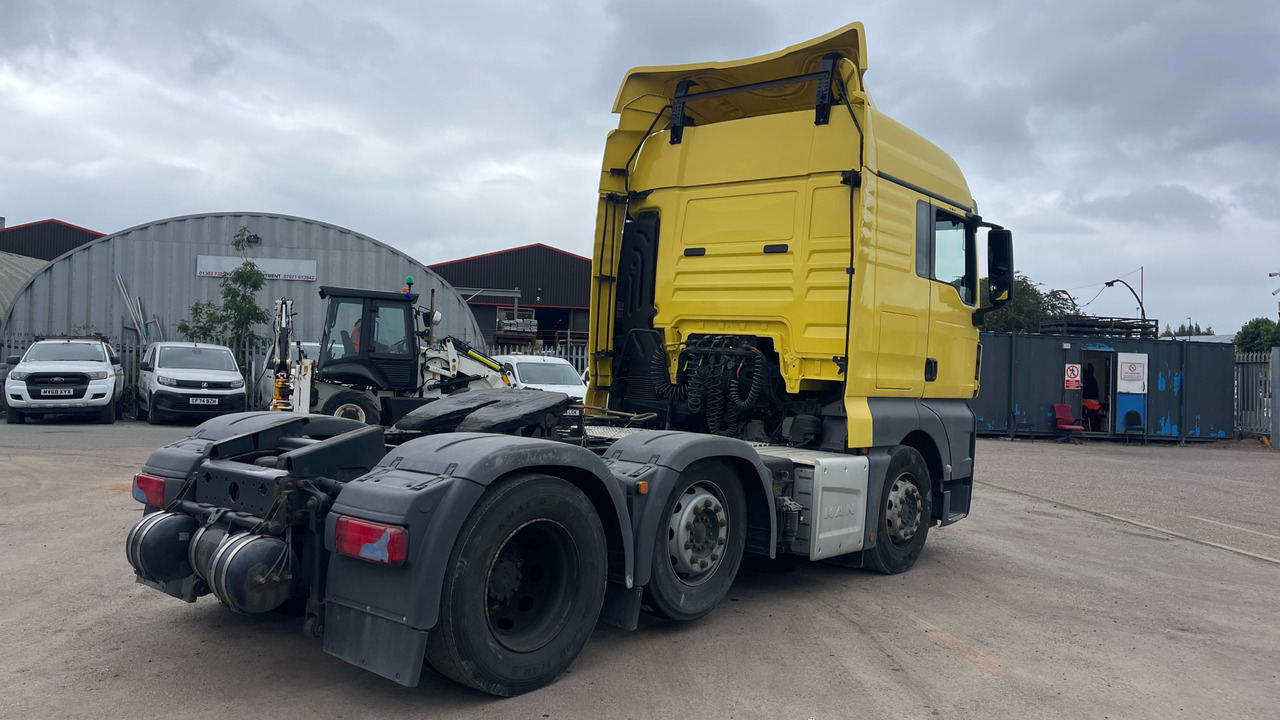 MAN TGX 26.500 - Tracteur routier: photos 4 MAN TGX 26.500 - Tracteur routier: photos 4
