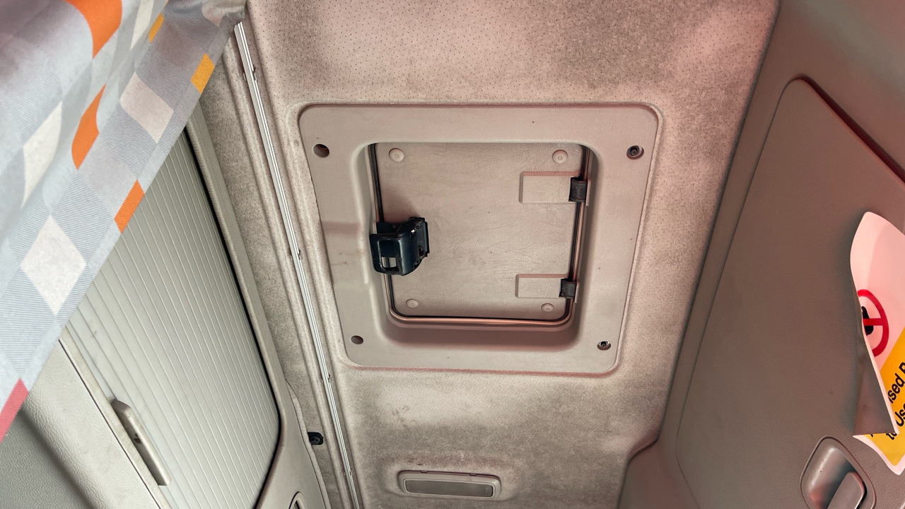 Tracteur routier VOLVO FH 12: photos 16