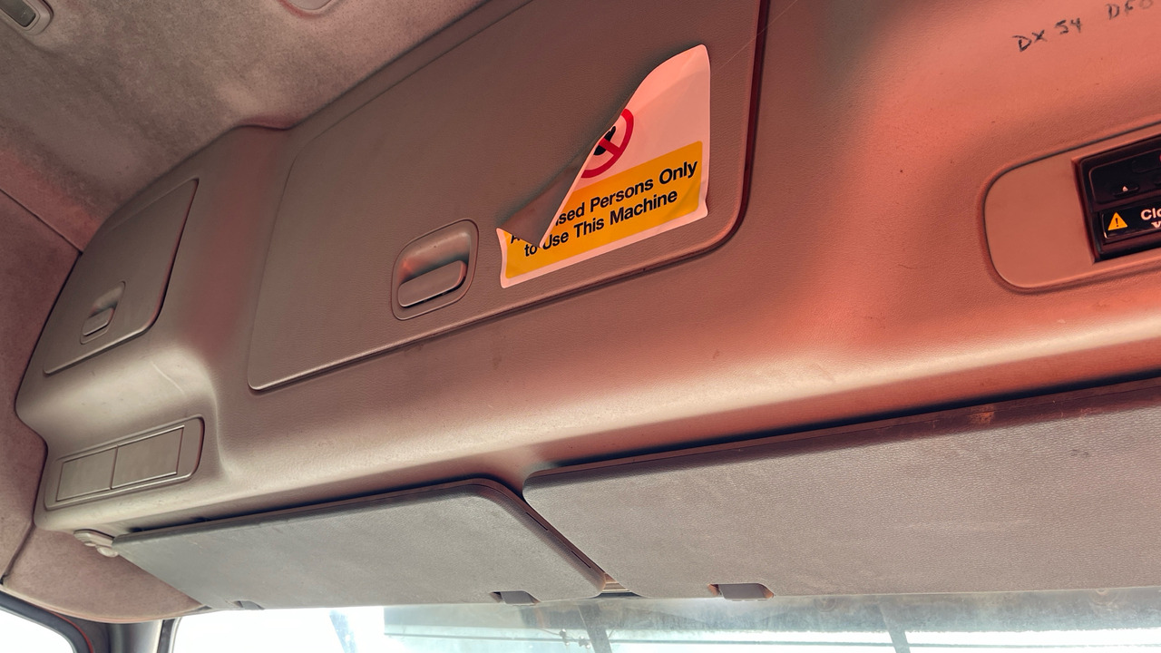 Tracteur routier VOLVO FH 12: photos 14