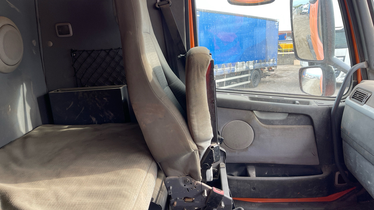 Tracteur routier VOLVO FH 12: photos 9