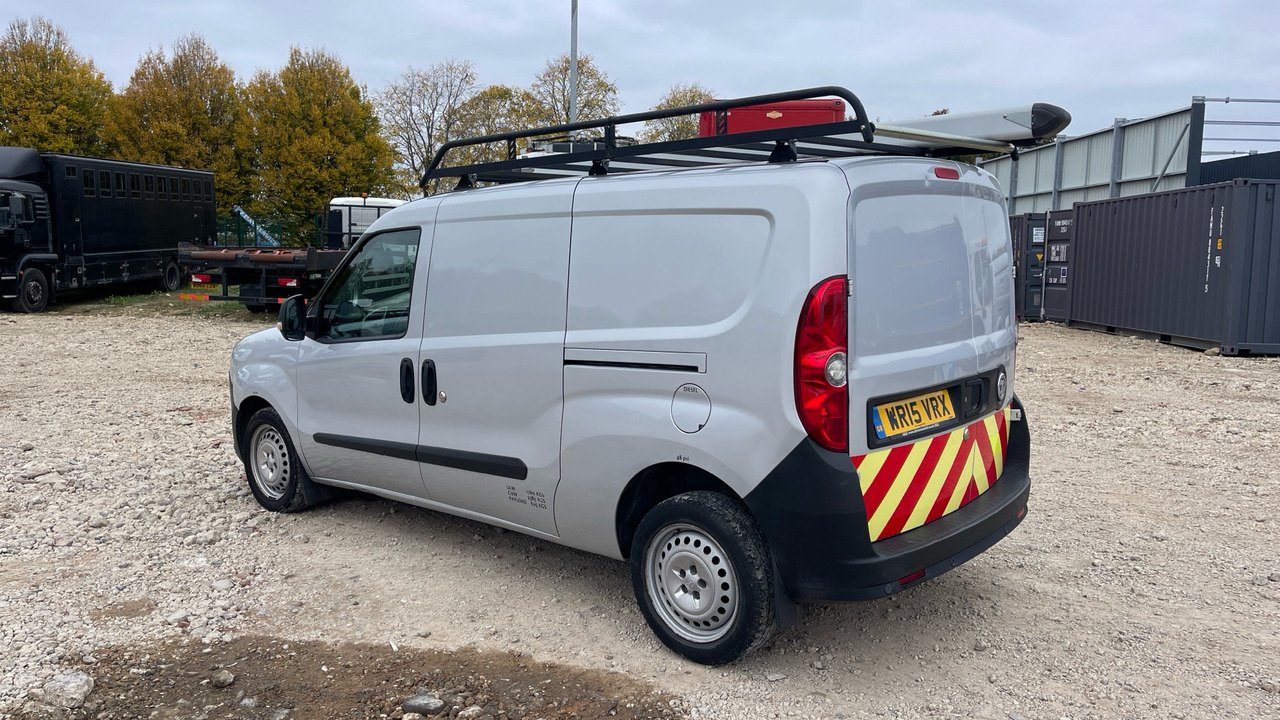 VAUXHALL COMBO 2300 1.3 CDTI - Fourgonnette: photos 3 VAUXHALL COMBO 2300 1.3 CDTI - Fourgonnette: photos 3