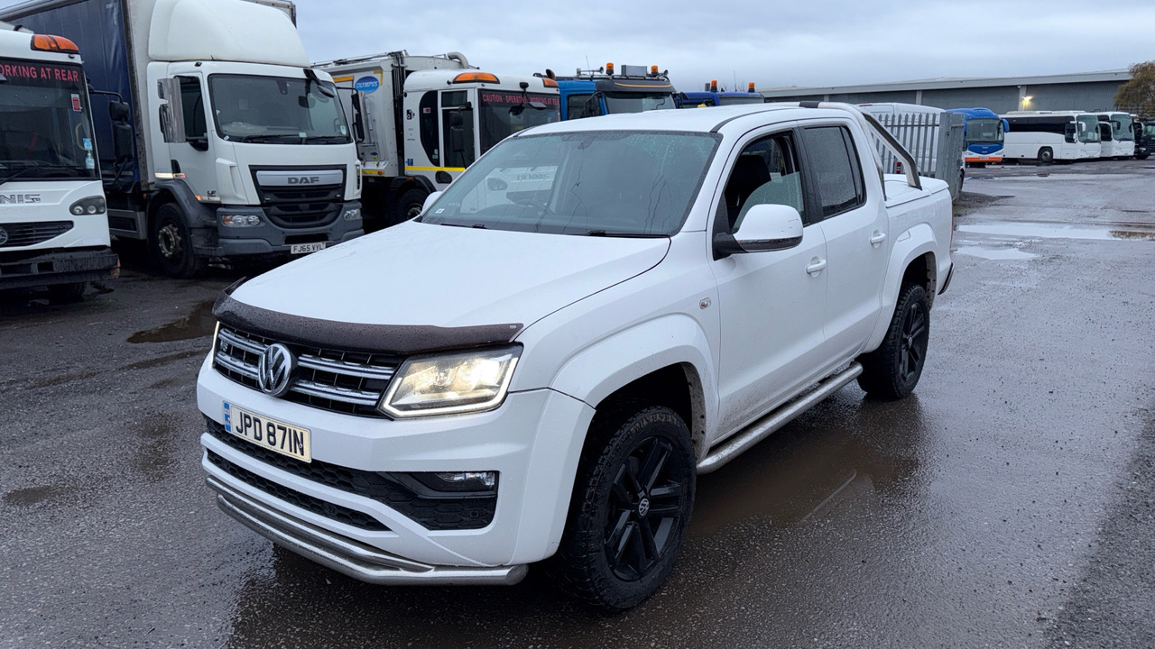 VOLKSWAGEN AMAROK HIGHLINE 3.0 V6 TDI 224PS - Pick-up, Utilitaire double cabine: photos 2 VOLKSWAGEN AMAROK HIGHLINE 3.0 V6 TDI 224PS - Pick-up, Utilitaire double cabine: photos 2