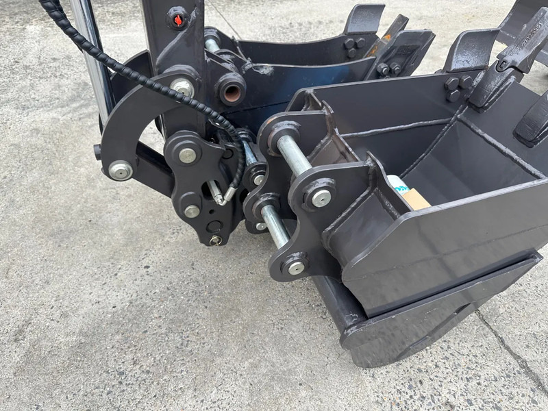 Rhinoceros XN28 - Mini pelle: photos 5 Rhinoceros XN28 - Mini pelle: photos 5