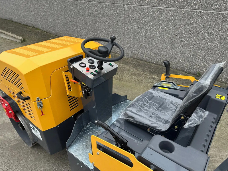 Wals JS-2000 - Compacteur: photos 4 Wals JS-2000 - Compacteur: photos 4