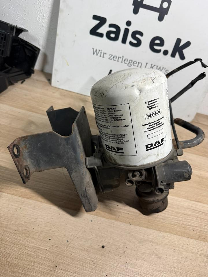 DAF KNORR-BREMSE Lufttrockner II37464N50 AE4528 - Accessoire de frein pour Camion: photos 3 DAF KNORR-BREMSE Lufttrockner II37464N50 AE4528 - Accessoire de frein pour Camion: photos 3