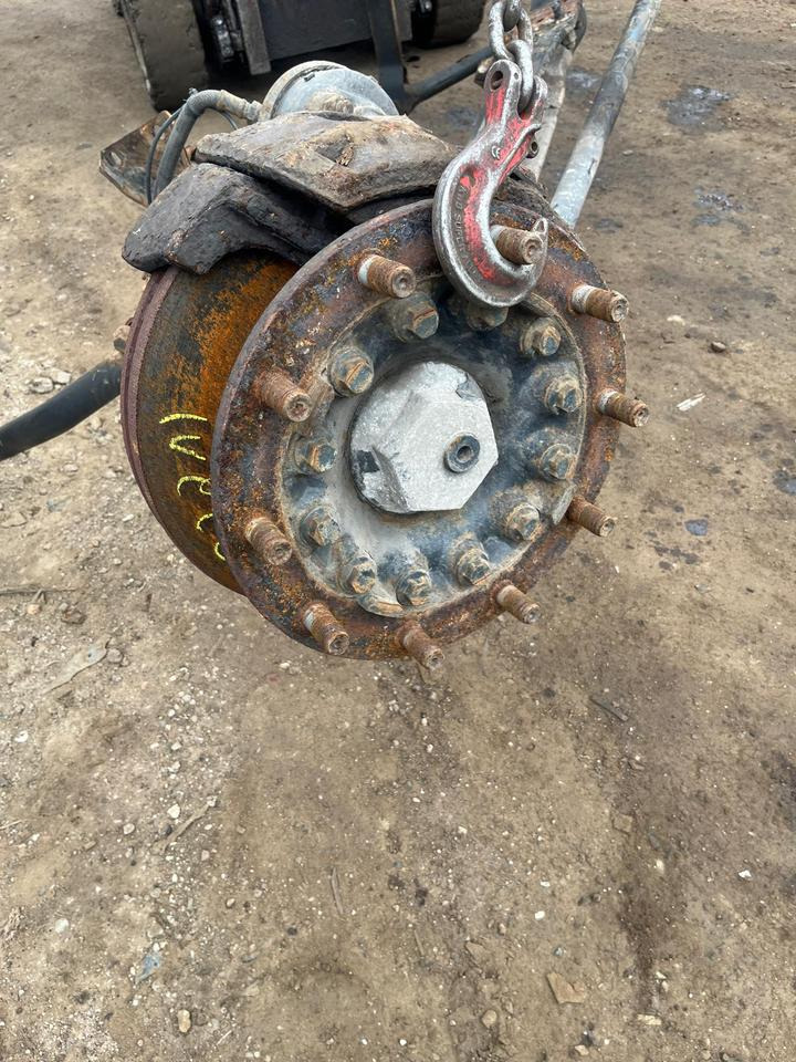 IVECO 7,5t 2003 Achse Vorderachse - Essieu avant pour Camion: photos 3 IVECO 7,5t 2003 Achse Vorderachse - Essieu avant pour Camion: photos 3