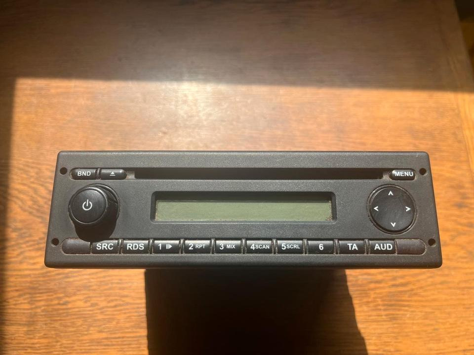 MAN Bosch Multimedia Radio 24V 81.28101-6184 - Système de navigation pour Camion: photos 1 MAN Bosch Multimedia Radio 24V 81.28101-6184 - Système de navigation pour Camion: photos 1