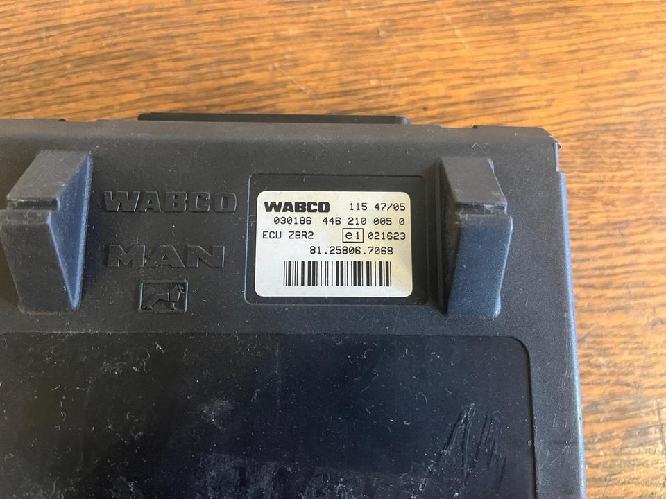 MAN Elekronik ECU ZBR 2 Steuergerät 81.25806-7068 - Bloc de gestion pour Camion: photos 3 MAN Elekronik ECU ZBR 2 Steuergerät 81.25806-7068 - Bloc de gestion pour Camion: photos 3