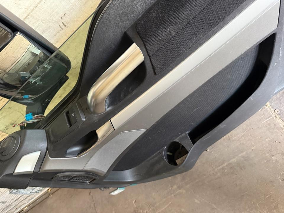 MAN TGX Beifahrertür Grün Spiegel Innenverkleidung LN 61 - Portière et pièces pour Camion: photos 4 MAN TGX Beifahrertür Grün Spiegel Innenverkleidung LN 61 - Portière et pièces pour Camion: photos 4