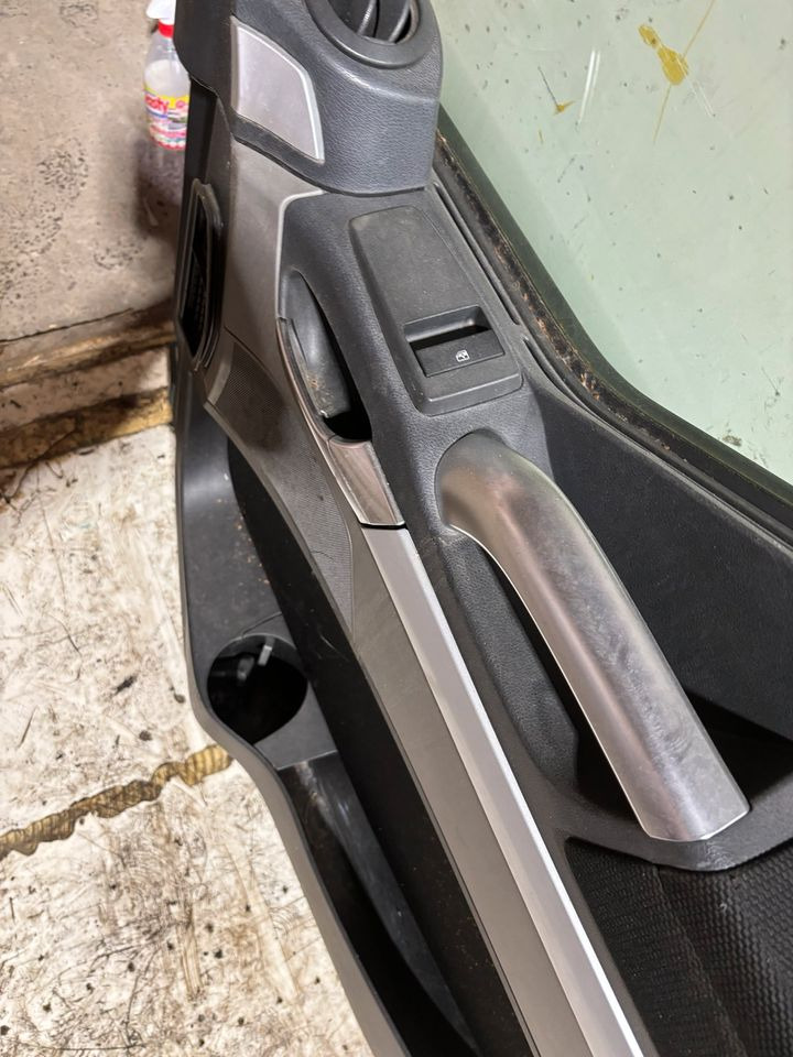 MAN TGX Beifahrertür, Tür Türkis, Innenverkleidung LN 10 - Portière et pièces pour Camion: photos 5 MAN TGX Beifahrertür, Tür Türkis, Innenverkleidung LN 10 - Portière et pièces pour Camion: photos 5