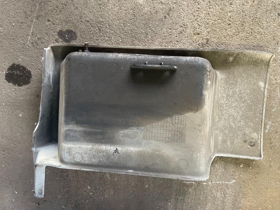 MAN TGX Einstieg Unten Links - Marchepied pour Camion: photos 2 MAN TGX Einstieg Unten Links - Marchepied pour Camion: photos 2