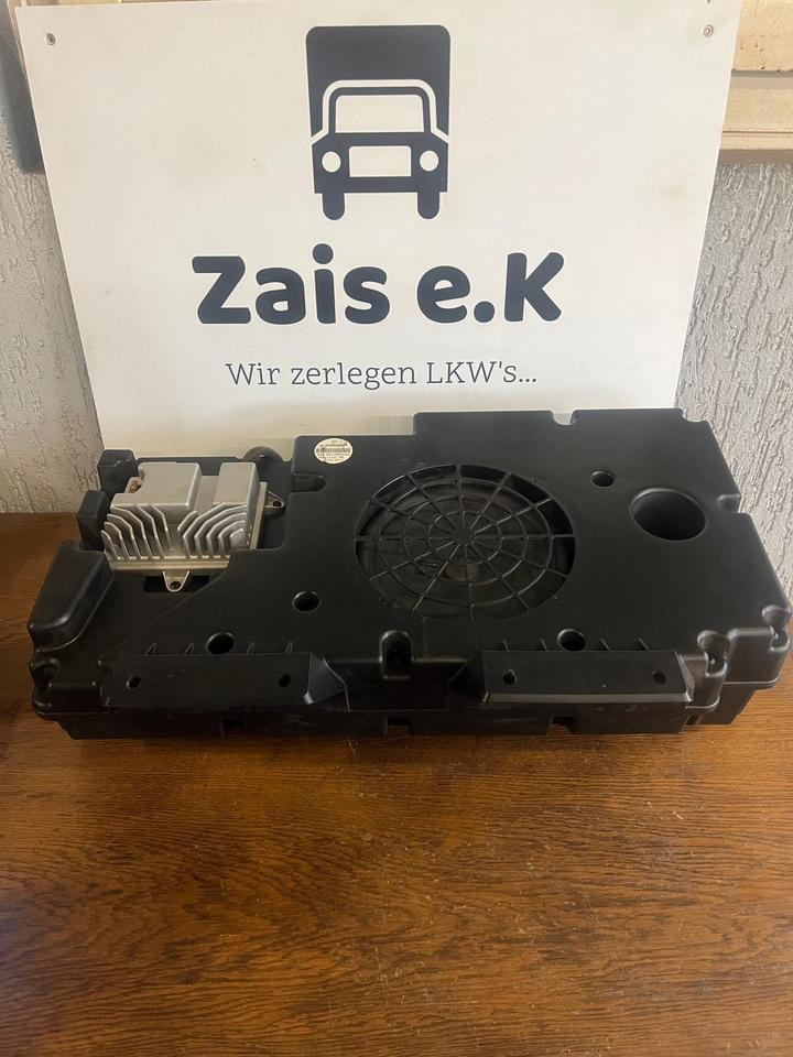 Mercedes Actros MP4 Subwoofer Soundsystem Bass A0018206202 - Panel de instrumentos pour Camion: photos 1 Mercedes Actros MP4 Subwoofer Soundsystem Bass A0018206202 - Panel de instrumentos pour Camion: photos 1