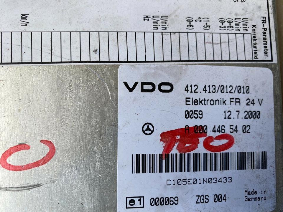 Mercedes Atego Elektronik FR Steuergerät VDO A 000 446 54 02 - Bloc de gestion pour Camion: photos 2 Mercedes Atego Elektronik FR Steuergerät VDO A 000 446 54 02 - Bloc de gestion pour Camion: photos 2