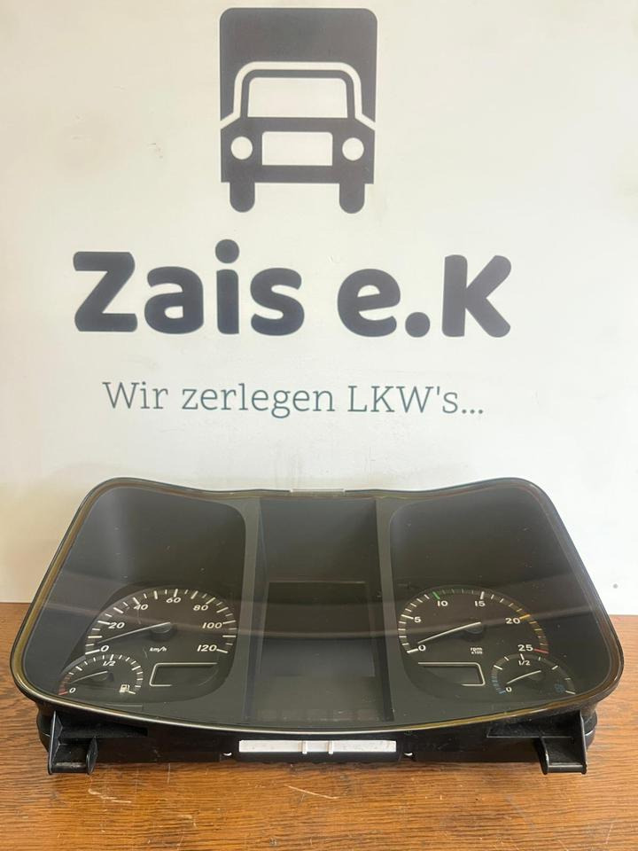 Mercedes Benz Actros MP4 Kombiinstrument / Tacho A9614467021 - Panel de instrumentos pour Camion: photos 1 Mercedes Benz Actros MP4 Kombiinstrument / Tacho A9614467021 - Panel de instrumentos pour Camion: photos 1
