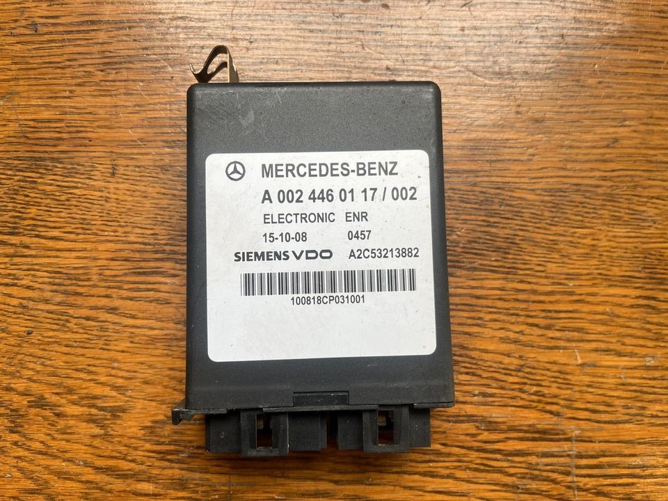 Mercedes SIEMENS VDO Elektronik ENR Steuergerät A0024460117 - Bloc de gestion pour Camion: photos 1 Mercedes SIEMENS VDO Elektronik ENR Steuergerät A0024460117 - Bloc de gestion pour Camion: photos 1