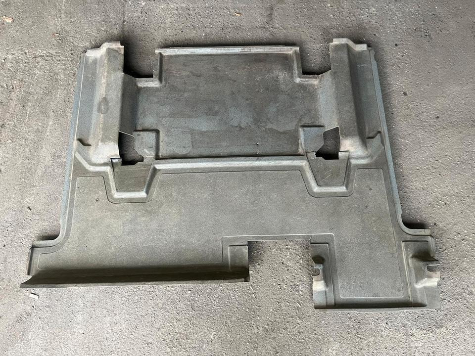 Mercedes Sprinter 4er-Sitzbank Hinten - Siège pour Camion: photos 4 Mercedes Sprinter 4er-Sitzbank Hinten - Siège pour Camion: photos 4