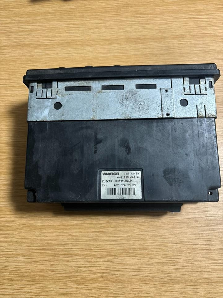 SETRA BUS WABCO Elekr. Bedienteil ATC Steuerung 4460950020 - Système électrique pour Camion: photos 2 SETRA BUS WABCO Elekr. Bedienteil ATC Steuerung 4460950020 - Système électrique pour Camion: photos 2