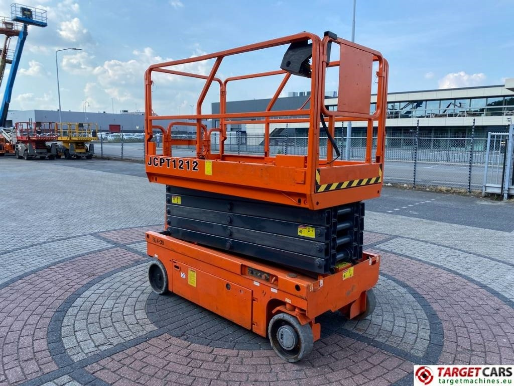 Dingli JCPT1212DC Electric Scissor Work Lift 1200cm - Nacelle ciseaux: photos 2 Dingli JCPT1212DC Electric Scissor Work Lift 1200cm - Nacelle ciseaux: photos 2