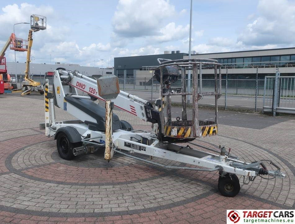 Dino 120T Tow Telescopic Boom Work Lift 1200cm - Nacelle sur remorque: photos 2 Dino 120T Tow Telescopic Boom Work Lift 1200cm - Nacelle sur remorque: photos 2