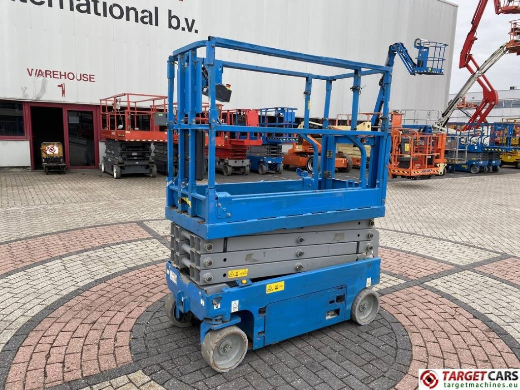 Genie GS-1932 Electric Scissor Work Lift 779cm  - Nacelle ciseaux: photos 1 Genie GS-1932 Electric Scissor Work Lift 779cm  - Nacelle ciseaux: photos 1