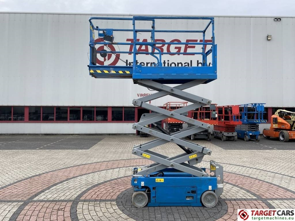 Genie GS-1932 Electric Scissor Work Lift 779cm  - Nacelle ciseaux: photos 5 Genie GS-1932 Electric Scissor Work Lift 779cm  - Nacelle ciseaux: photos 5